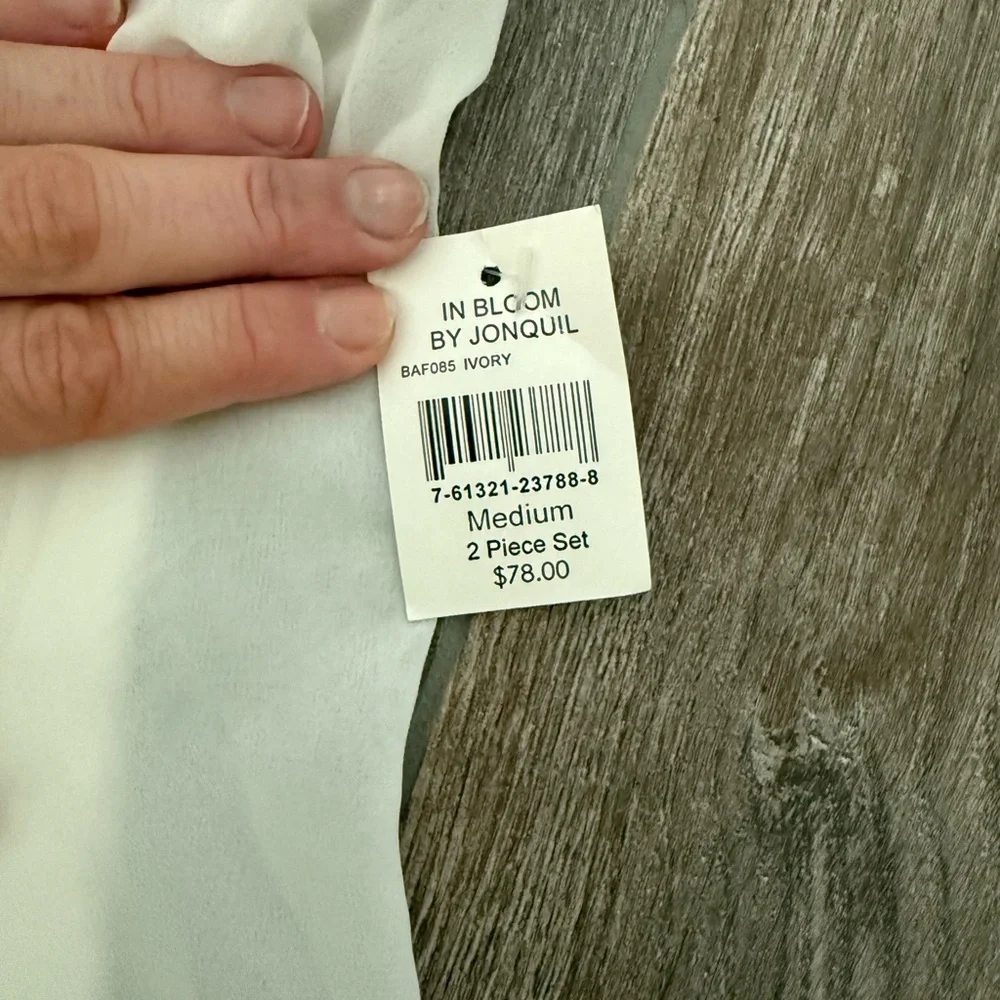 NWT In Bloom by Jonquil Chic Cream Lace Chemise Set - Picture 5 of 5